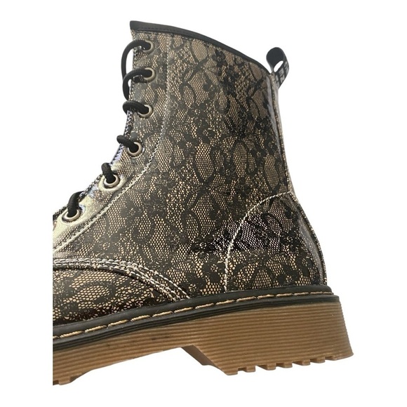 NWOT-LADY GODIVA-LACE PRINT COMBAT BOOTS-SIZE 8.5 - Picture 5 of 11